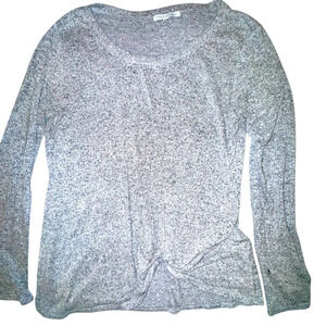 Green Envelope lightweight soft long sleeve sweater Size Medium